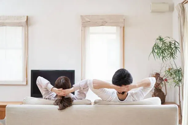 주말 내내 집에만 있는 습관, 생체리듬 흐트러뜨릴 수 있다