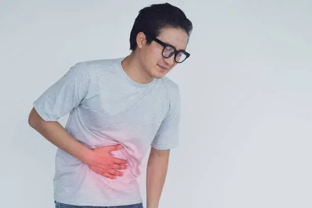 여름철 달걀 음식 뒤 복통과 설사, 살모넬라 식중독을 의심해야 한다