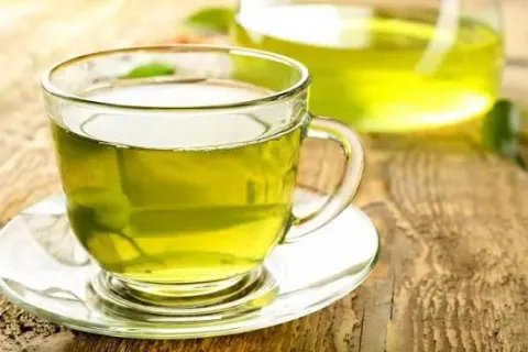 몸에 좋다는 녹차도 누구에게나 맞을까 섭취 주의 필요한 사람 따로 있다