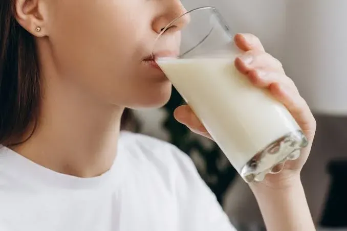 청소년기 우유 섭취가 중요한 이유 성장기 뼈 건강과 영양 균형에 주목