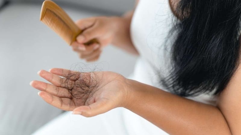가을만 되면 늘어나는 머리카락 빠짐, 계절 변화가 모발에 미치는 영향