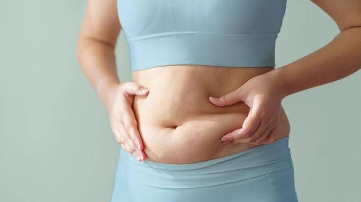 여자 아랫배 밑이 볼록하게 팽창되는 이유, 단순 복부비만만의 문제 아닐 수 있어