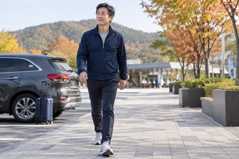 장거리 이동 뒤 한쪽 다리만 붓는다면…오래 앉는 습관부터 점검