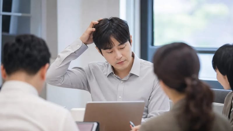 두피 가려움은 업무 중 집중력 저하로 이어지기도 합니다.
