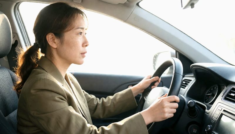 창문을 닫고 히터를 켜는 계절, 운전 중에는 이명 소리가 더 크게 느껴질 수 있습니다.