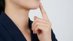 의정부 얼굴피지낭종, 자가 관리와 수술적 제거의 선택 기준
