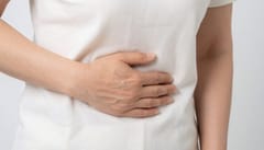 오른쪽 윗배 콕콕 쑤시고 고열 오르내린다면, 간농양 치료 미루면 위험