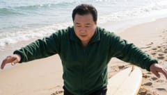 서핑 배우다 자꾸 넘어진다면, 파도 전에 ‘균형 감각’부터 잡아야