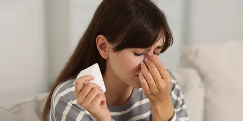 감기로 착각하기 쉬운 부비동염 “콧물보다 코막힘·얼굴 통증이 두드러지면 단순 감기가 아니다”