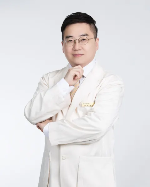“진통제만으론 부족합니다”… 만성 허리통증, 신경차단술로 해결 실마리 찾아