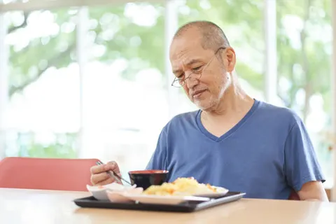 노년기 식욕 저하, 단순한 노화 아니다, ‘노인성 식욕부진’의 경고