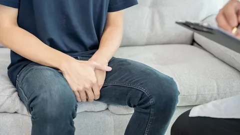 소변 자주 마렵고 피곤하다면? 환절기, 남자만 겪는 병이 있다