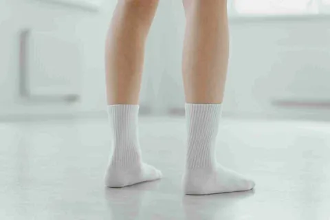 양말 자국이 오래 남는다면 심장질환 위험 신호 가능성 제기