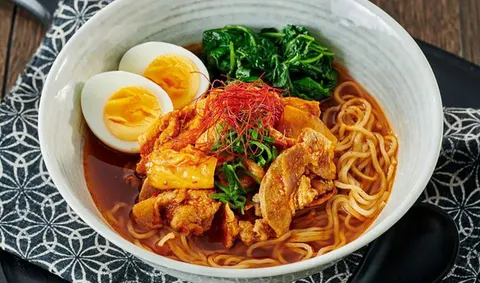 라면에 김치, 왜 가장 익숙한 조합이 가장 부담이 될까