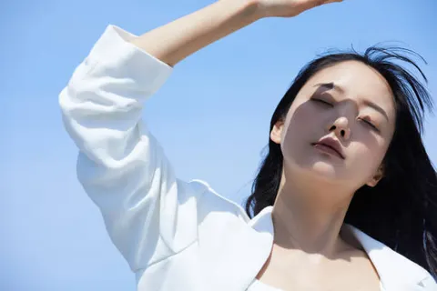 뜨거운 자외선, 피부 속 깊이 스며든다… 기미·주근깨·피부암 주의보