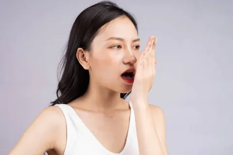 입냄새가 심해졌다면 의심해볼 수 있는 질환
