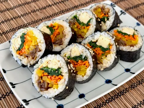 간편하다고 매일 먹었다가  김밥이 혈관에 치명적일 수 있는 이유