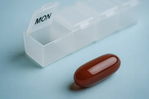 \'주 1회 복용\'으로 정신질환 치료의 새 지평 연 MIT, 장기지속형 캡슐 임상 성과 공개