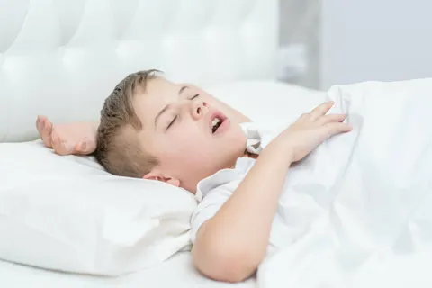 아이 코막힘, 그냥 두면 키도 성적도 자란다 말합니다